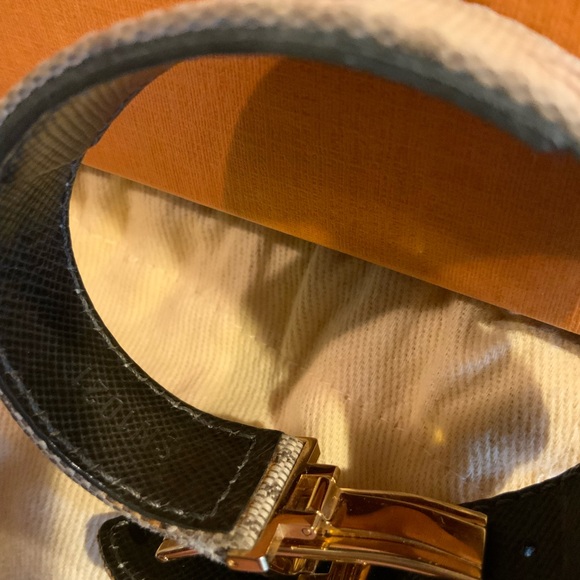 LV Canvas Monogram “Good Luck” Bracelet - Picture 7 of 8